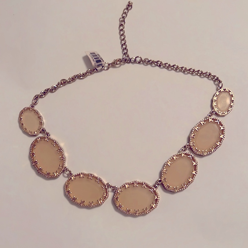 NWT. Boutique Pale Pink and Gold Rope Necklace.